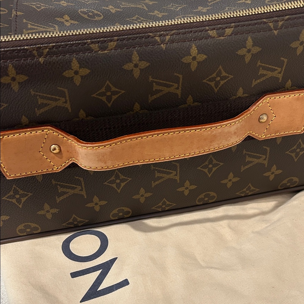 Louis Vuitton Monogram Pegase 55 +Dust bag+ Luggage tag + lock/keys and COA - Picture 11 of 17